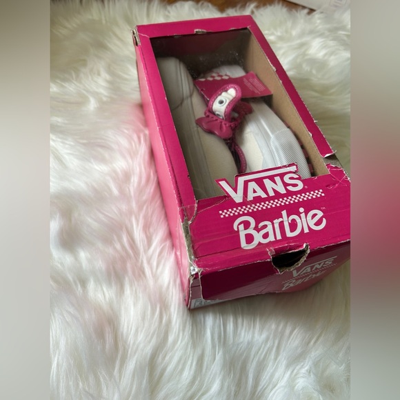 Vans X Barbie Style 93 DX Shoe - Picture 6 of 11